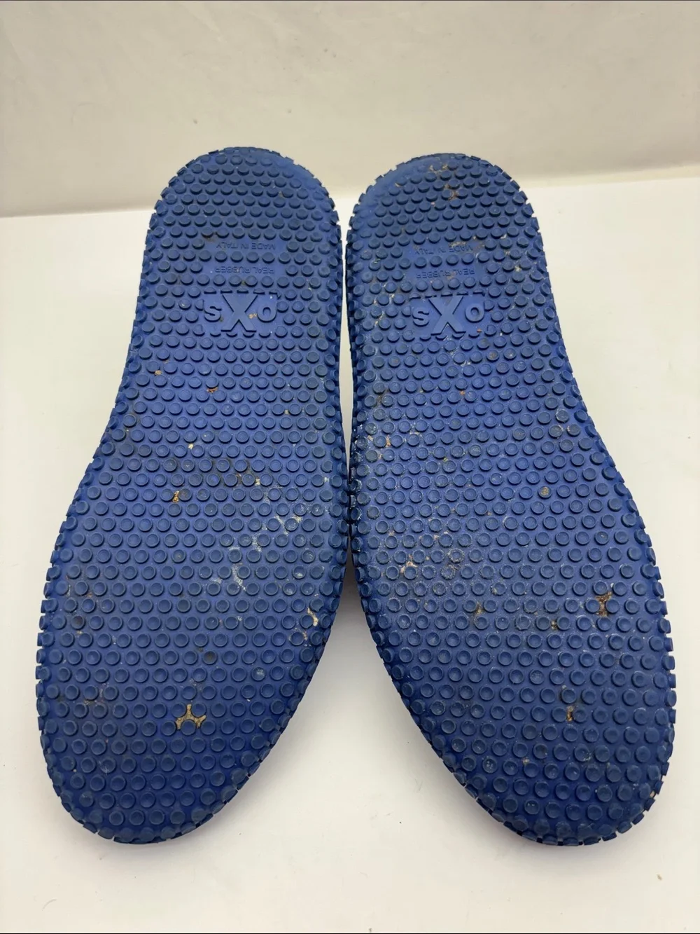 oXs Men's Zip-Front Casual Slip-On Sneakers in Blue, sz 8, box 74